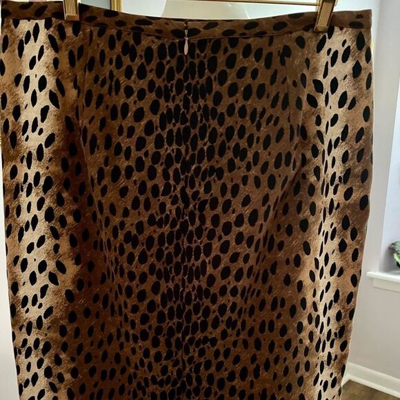 MICHAEL Michael Kors Brown and Black Animal Print Skirt - Picture 4 of 9